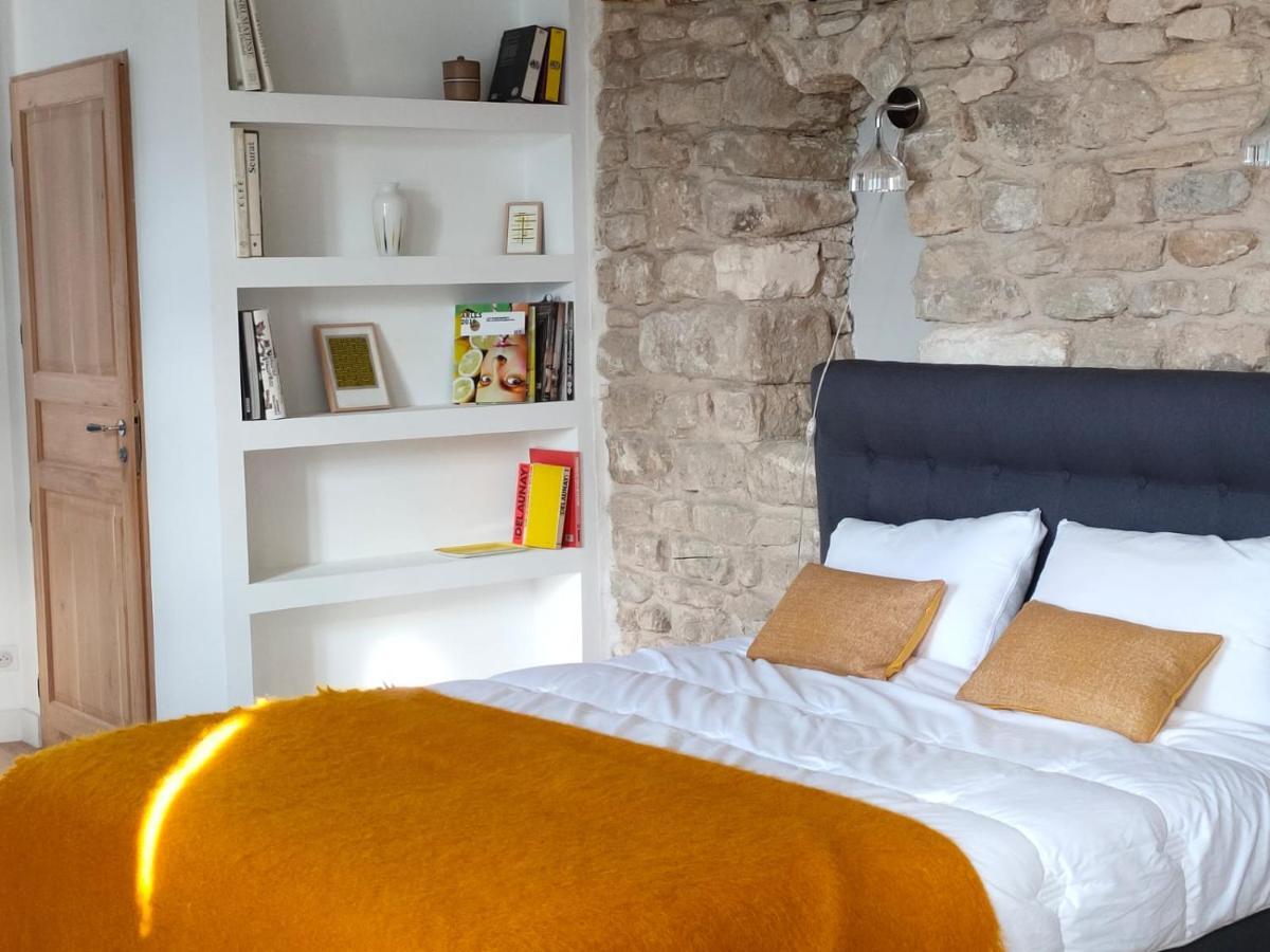 La Maison Pres De La Fontaine Saignon Kültér fotó